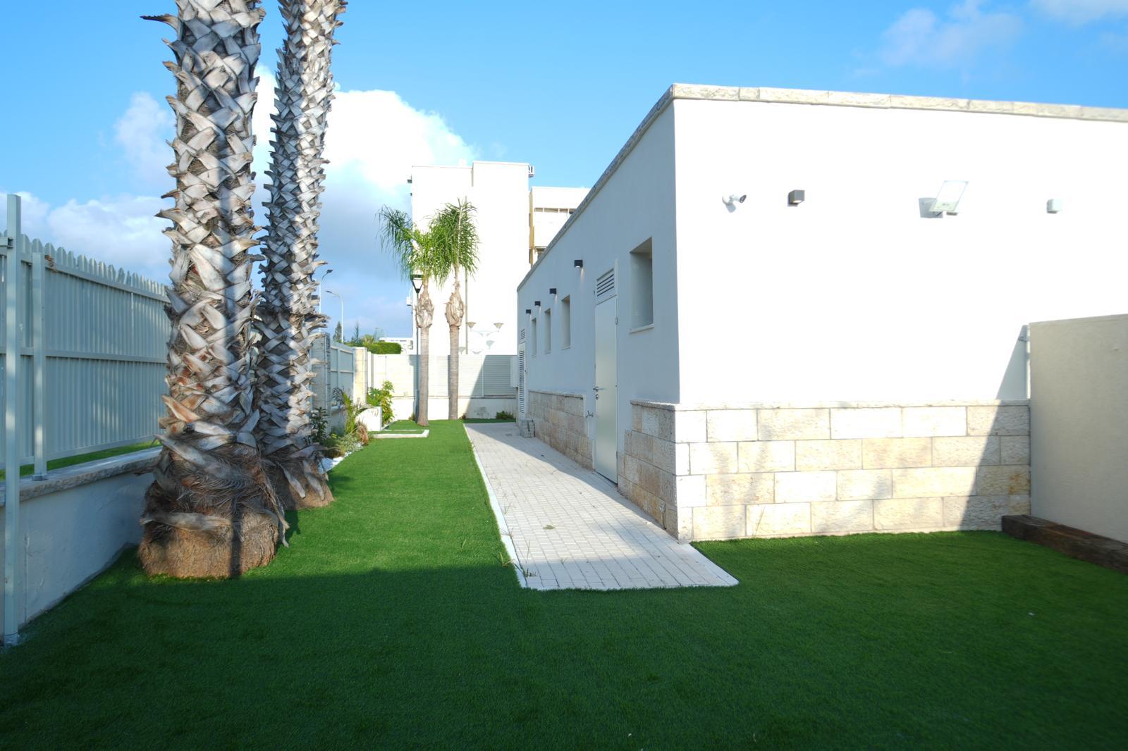 Akko — HaKerem