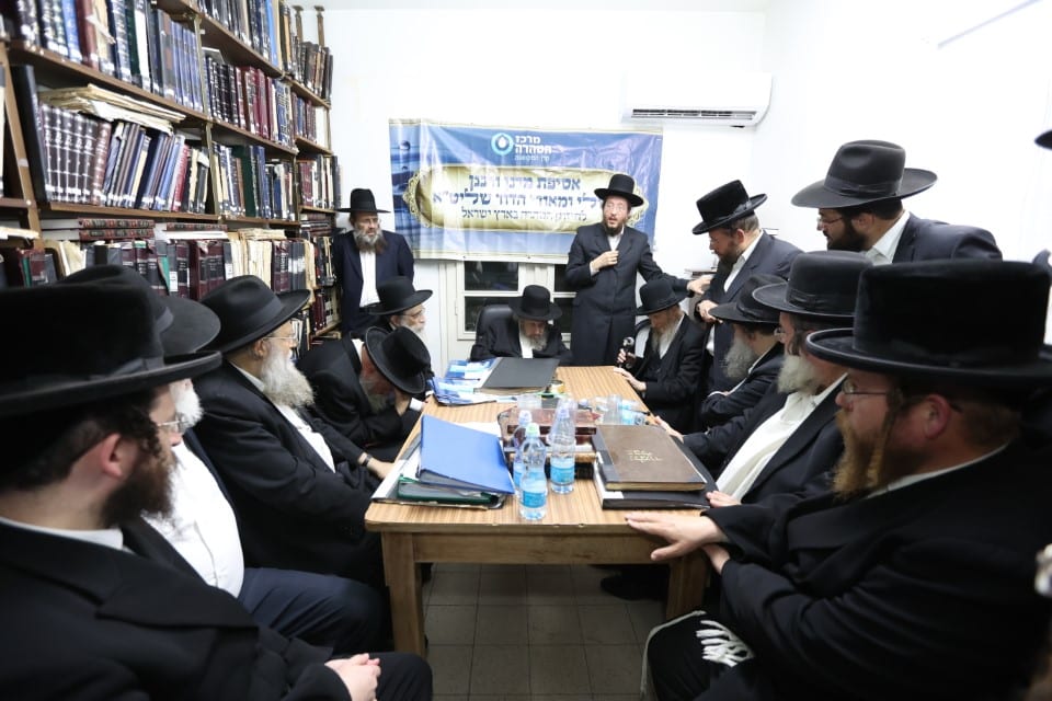 כינוס רבנים בבית מרן הגאון ר' דוב לנדו שליט"א חשוון תשפ"ג